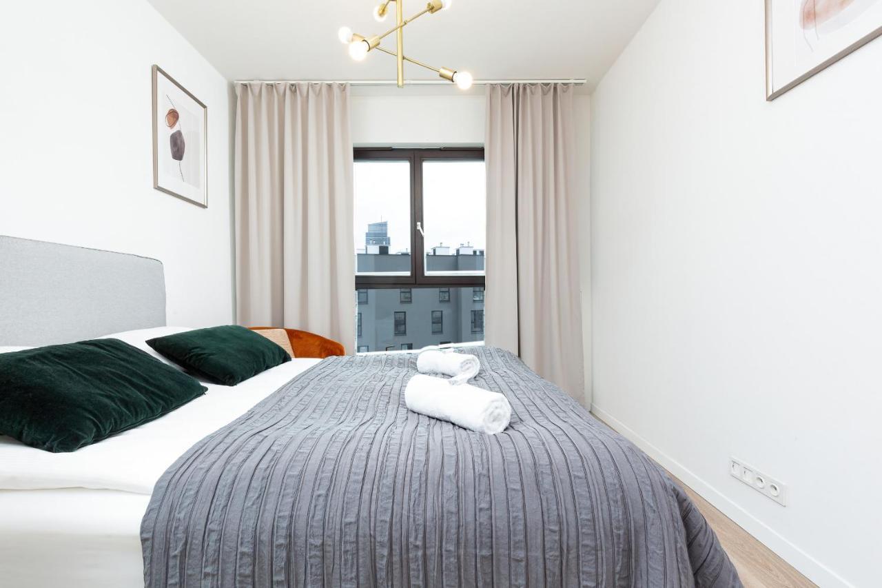 Metro Plocka Exquisite Apartments By Noclegi Renters Warsaw Luaran gambar