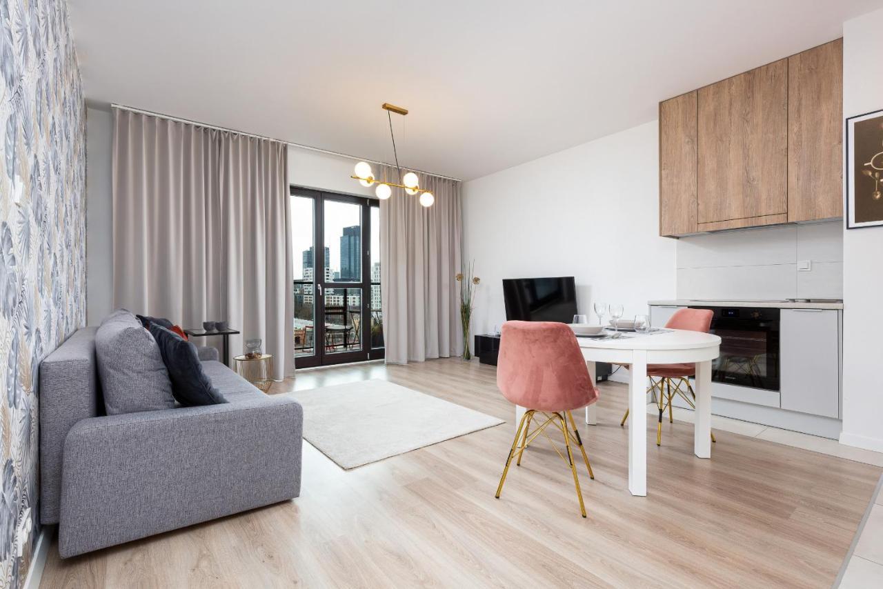 Metro Plocka Exquisite Apartments By Noclegi Renters Warsaw Luaran gambar