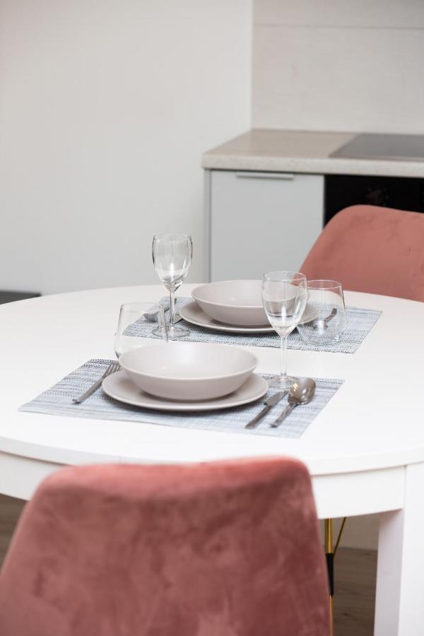 Metro Plocka Exquisite Apartments By Noclegi Renters Warsaw Luaran gambar